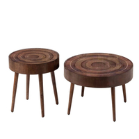 Table basse en verre et métal, choix parfait pour un centre de salon design en bois