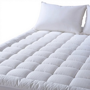 Coprimaterasso Mahjong King Size con Topper Imbottito, Protezione Trapuntata in Cotone, Tasca Profonda 8-21 Pollici, Topper Rinfrescante - Product Image 1