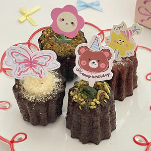 Cartes d'affichage <span class=keywords><strong>de</strong></span> cupcakes en papier dans le style des cupcakes en filet <span class=keywords><strong>de</strong></span> style Ins, 6 pièces par paquet - Product Image 1