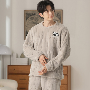 Directo de fábrica Sección gruesa acolchada de invierno de <span class=keywords><strong>pijamas</strong></span> de <span class=keywords><strong>hombre</strong></span> Cómodo Ocio Cálido Coral Fleece Ropa para el hogar - Product Image 1