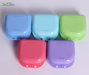 กล่องใส่รีเทนเนอร์ฟันแบบใช้แล้วทิ้ง พร้อมช่องใส่ สามารถนึ่งฆ่าเชื้อได้ - Product Image 4