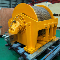 Treuil hydraulique symétrique personnalisé pour levage de cargaison, amarrage de pont marin, accostage de navires et opérations offshore