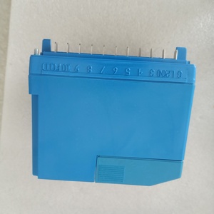 Unidad de Control de Quemador Más Vendida - STOCK RM7800L1079 EC7800 RM7890B1063 RM7895A1089 Nuevo Original en Stock RM7800L1079 EC7800 R - Product Image 4