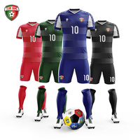 Tenue de football pour adultes à prix réduit, kit de football personnalisé avec logo, faible MOQ pour les matchs et l'entraînement des équipes de club