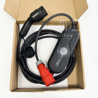Chargeur de voiture électrique portable 16A 32A 380V AC 11kW 22KW Type 2 Triphasé 10A/16A IP 66 pour voiture électrique Tesla Model 3/Y/S/X BYD VW
