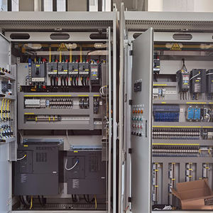 可定制PLC控制柜 可编程电机组开关控制电气柜 IP54 - Product Image 2