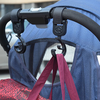 Clip de poussette et accessoires de poussette crochet d'organisation de voyage pour sac à main de maman sac d'épicerie et accessoire (2 paquets)