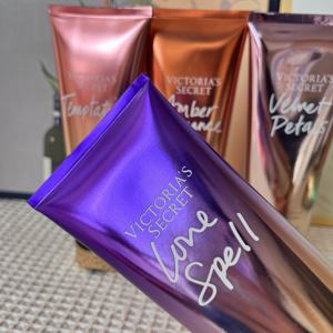 Loción <span class=keywords><strong>Corporal</strong></span> Perfumada Original de Marca al por Mayor, 236 ml, Fragancia Femenina <span class=keywords><strong>Secret</strong></span> <span class=keywords><strong>Victoria</strong></span>, <span class=keywords><strong>Crema</strong></span> <span class=keywords><strong>Corporal</strong></span> Hidratante para Mujer, 236 ml - Product Image 2