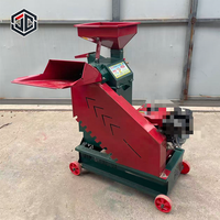 Broyeur de fourrage diesel robuste pour l'alimentation animale, le traitement de l'herbe, de la paille et des tiges de maïs, avec moteur puissant et rendement stable