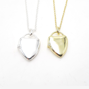Collar con Colgante de Medallón en Forma de Corazón con Foto Conmemorativa y Biografía, Chapado en Oro de 18K, con Logotipo Grabado Personalizado - Product Image 5