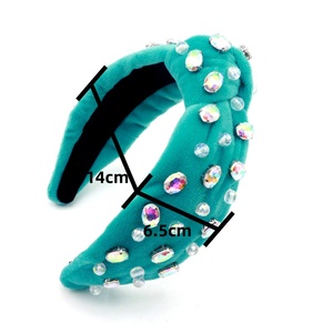 DREAM FASHION Kadın Lüks Kadife Kristal Boncuklu Tasarımcı Taç Bandı El Yapımı Bling Kürklü Saç Aksesuarları - Product Image 2