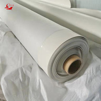 Membrane imperméable en PVC directement de l'usine avec épaisseur, largeur et couleur personnalisées pour l'imperméabilisation des toits verts