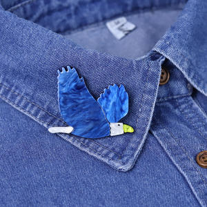 Broche de animales de resina acrílica/lucita hecho a mano transfronterizo, diseño de águila de dibujos animados, <span class=keywords><strong>para</strong></span> ropa de moda europea y americana - Product Image 4