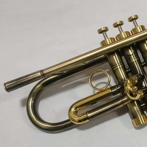 Profesional y principiante Monel pistón trompeta B plano antiguo latón instrumento al por mayor fabricante - Product Image 2