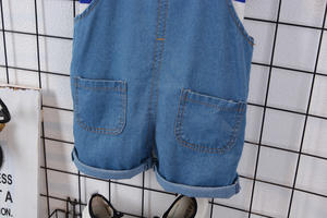 Venta al por Mayor de Conjuntos de Ropa para Niños, Estilo Nuevo, Camiseta y Pantalones Vaqueros Modelo España - Product Image 3