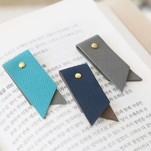 Hot Selling PU Leather Elegant Concise Style <b>Bookmark</b> Creative <b>Gift</b> Durable Page Clip for Journals <b>Gift</b> for Read Lovers - Product Image 2