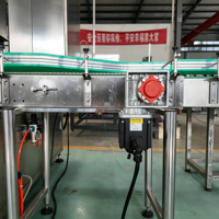 Machine de remplissage d'huile de cuisson entièrement automatique à 8 têtes avec écran tactile en acier inoxydable et moteur servo pour l'huile de tournesol et les vinaigrettes