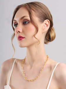 Heritage Hammered Link Chain <b>Necklace</b> Textured Oval Gold Tone Chain Bold <b>Statement</b> Jewelry Modern Elegant Style for Women - Product Image 2