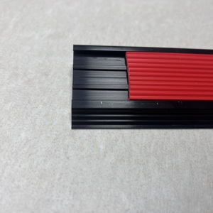 <span class=keywords><strong>Bande</strong></span> <span class=keywords><strong>antidérapante</strong></span> en aluminium pour <span class=keywords><strong>escalier</strong></span> avec lignes antidérapantes Installation facile Sans outils complexes - Product Image 1