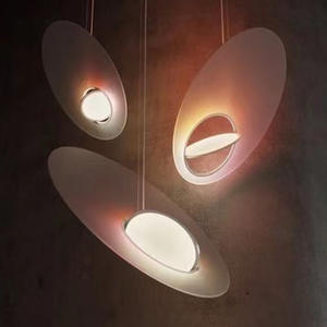 Lustre en fer réglable en hauteur de style nordique, suspension design moderne et minimaliste pour restaurant, bar, salle d'exposition, chambre à coucher - Product Image 1