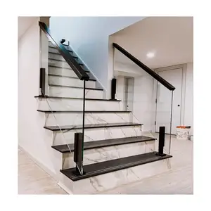 Escadas retas de baixo custo modernas com vidro de moldura de escadas