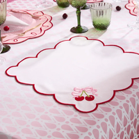 Serviettes de table carrées jetables écologiques en lin, modernes, à bord festonné, avec nœud rose cerise brodé, 40x40cm, pour mariage et fête