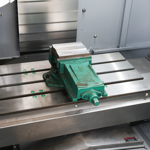Fresadora Nacional de Alta Calidad, Centro de Mecanizado Vertical Pequeño Totalmente Automático VMC640 - Product Image 6
