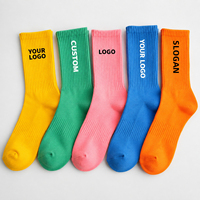 Chaussettes de sport colorées mi-mollet en Spandex/Polyester/Coton, design personnalisé, pour hommes, anti-bactériennes, respirantes, vente en gros