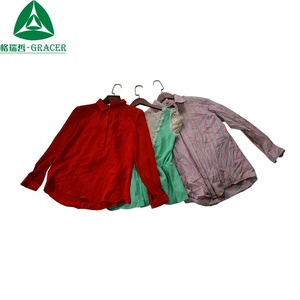 Stock <span class=keywords><strong>di</strong></span> Fabbrica, Vendita all'Ingrosso <span class=keywords><strong>di</strong></span> Balle <span class=keywords><strong>di</strong></span> <span class=keywords><strong>Abbigliamento</strong></span> Usato VIP per Donna, Magazzino <span class=keywords><strong>di</strong></span> Vestiti Usati - Product Image 4