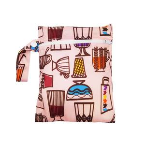 Mini <span class=keywords><strong>sac</strong></span> humide avec stockage de masque de collation réutilisable étanche 18*14cm <span class=keywords><strong>sac</strong></span> de maternité motif imprimé pour coussinets d'allaitement menstruels - Product Image 1