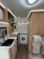 Camping-car hybride standard des Émirats arabes unis pour le marché du Moyen-Orient et d'Amérique du Sud, camping-car intelligent longue portée