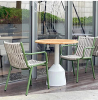 Ensemble de meubles de patio d'extérieur nordique, chaise en rotin et table d'appoint, pour balcon, café et bistrot