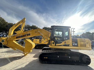 Excavatrice sur chenilles Komatsu PC210-8 d'occasion, 21 tonnes, moteur d'origine japonais, hydraulique stable, pour travaux de terrassement, à l'exportation - Product Image 2