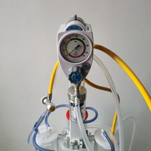 Chariot de <span class=keywords><strong>bouteille</strong></span> de gaz <span class=keywords><strong>d</strong></span>'acétylène <span class=keywords><strong>d</strong></span>'oxygène Chariot portatif de <span class=keywords><strong>bouteille</strong></span> de gaz <span class=keywords><strong>d</strong></span>'oxygène en aluminium en acier pour l'usage <span class=keywords><strong>d</strong></span>'hôpital - Product Image 2