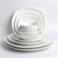 Service de table carré en porcelaine fine, assiettes, bols et tasses en porcelaine blanche pure pour la maison ou comme cadeau