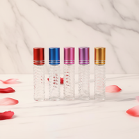 Fabricants vendant des flacons d'huile essentielle en verre de petite capacité (4 ml) compatibles avec des perles en verre et des perles en acier.