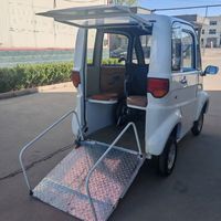 Voiture fauteuil roulant électrique de luxe avec rampe intégrée et siège passager Véhicule à énergie nouvelle