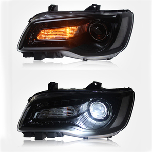 Feux avant à LED pour <span class=keywords><strong>Chrysler</strong></span> 300 <span class=keywords><strong>300C</strong></span> <span class=keywords><strong>2011</strong></span>-2017, projecteur DRL, feux de position dynamiques, phare, accessoires de voiture - Product Image 5