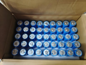 <span class=keywords><strong>Prix</strong></span> direct usine pour batterie lithium cylindrique rechargeable longue durée de vie de marque 40135 LFP 3.2V 20Ah LiFePO4 Cellule de batterie 4000 - Product Image 4