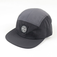 Gorra de 5 Paneles Personalizada al por Mayor con Logotipo, Gorra de Campamento de Nailon Técnico, Parche de Goma, Gorra Deportiva para Exteriores con Visera Plana, Estilo Gorpcore y Streetwear
