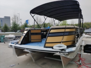 Yate de Vela de Lujo, Barco Deportivo de 27 pies, Aluminio Soldado a Mano, Motor Fuera de Borda de 150HP, Sistema de Sonido, Pesca, Turismo, Entretenimiento - Product Image 4