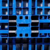 Système de rayonnage à palettes en grille PP robuste avec entrée bidirectionnelle et charge dynamique de 2,0 T pour le stockage en entrepôt industriel