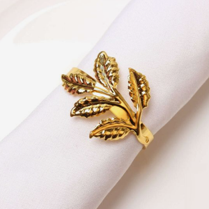 Porte-serviettes doré en forme de couronne en métal pour la célébration du mariage - Product Image 2