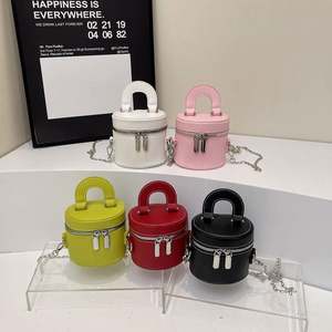 Bolso bandolera de cuero para mujer, de un solo hombro, minimalista, de color liso, con cordón ajustable, estilo moderno. - Product Image 1