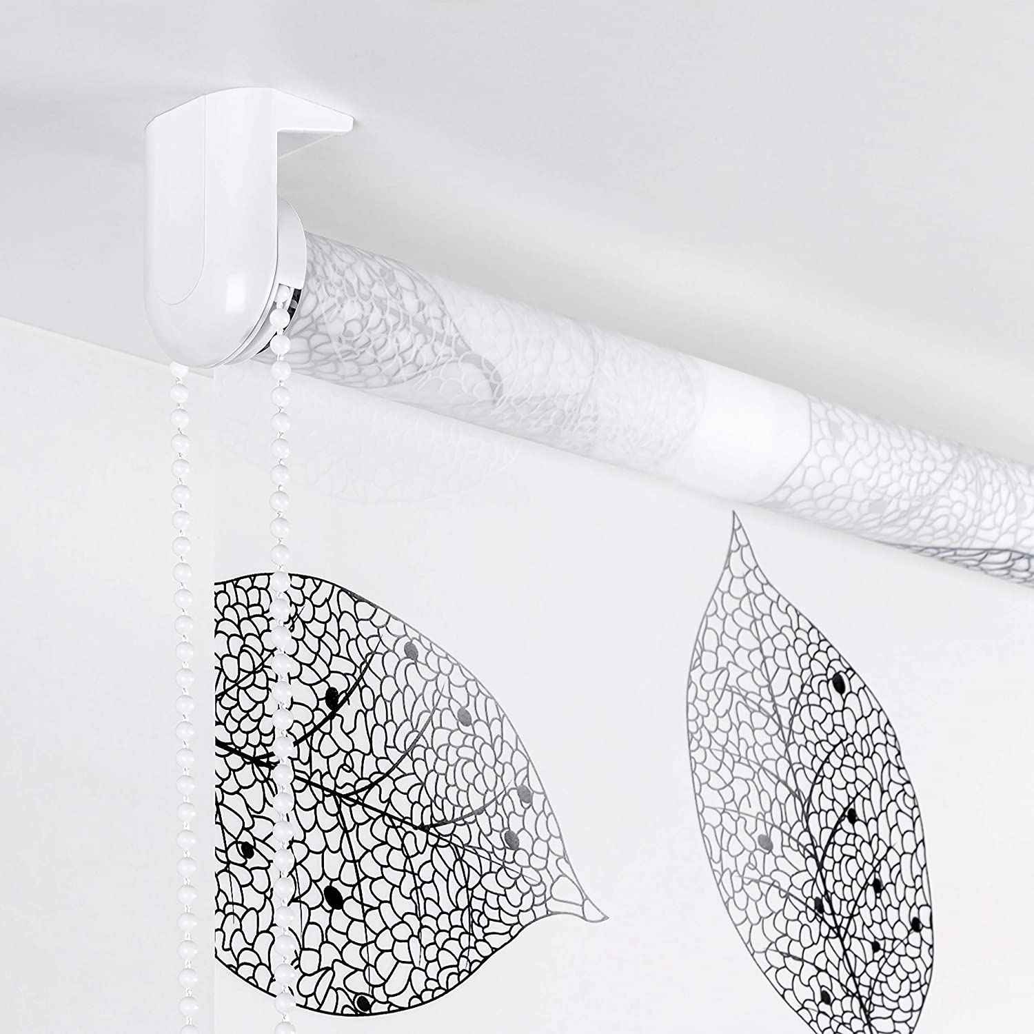 Modern PEVA Fabric Wholesale Shower Hookless Shower Curtain Shower Roller Blind Roll Shade Roller Curtain For Bathroom