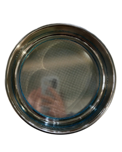 Tamis de laboratoire perforé en acier inoxydable de 1 mm x 600 mm avec service de découpe pour sable et farine - Product Image 2