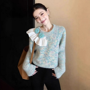 Suéter de punto de poliéster de estilo chino floral verde, grueso, de invierno, de lujo, de alta gama, con cintura pequeña francesa, para mujer - Product Image 1