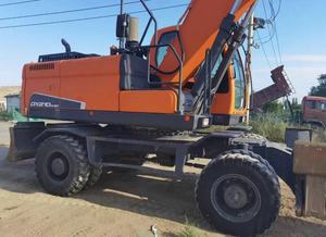 Excavatrice sur pneus Doosan DX210W d'occasion de haute qualité, excavatrice sur pneus d'occasion Doosan DX210W avec pneus usagés - Product Image 2