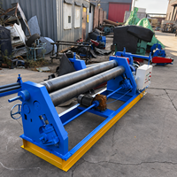 Machine à cintrer les tôles d'acier hydraulique asymétrique à 3 rouleaux automatique Lions W11F pour le formage de cylindres