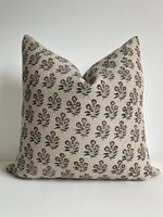 Taie d'oreiller en lin beige avec imprimé floral marron Design rétro pour canapé salon ajouter de la chaleur à la décoration intérieure
